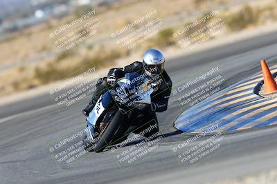 media/Jan-09-2022-SoCal Trackdays (Sun) [[2b1fec8404]]/Turn 11 (935am)/